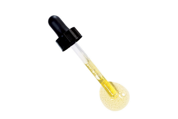 Vitamin C For The Skin: The Benefits & What’s Vitamin C Serum Good For?